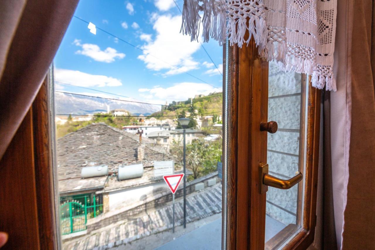 Bed And Breakfast Kotoni Gjirokaster Exterior photo