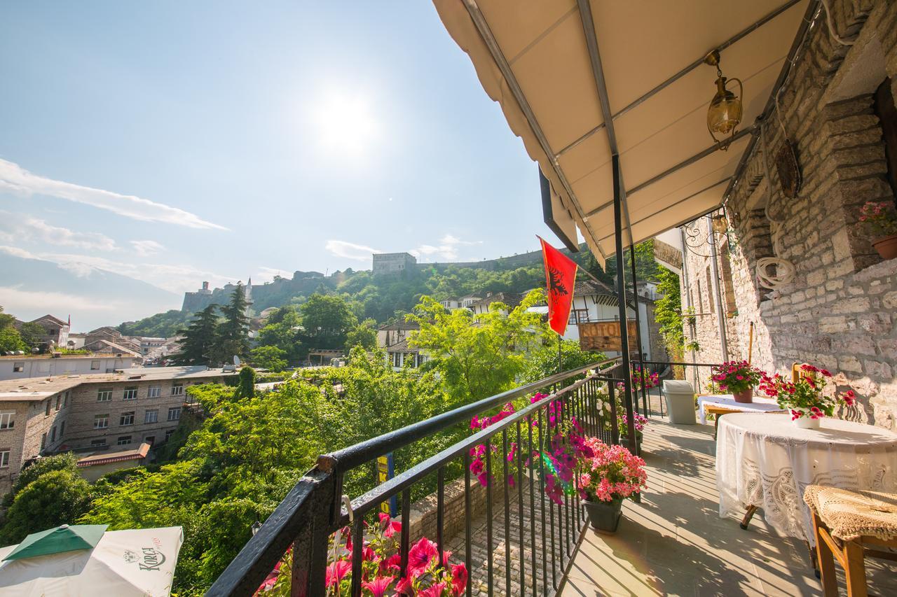 Bed And Breakfast Kotoni Gjirokaster Exterior photo